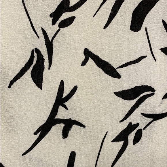 A New Day Blouse Top - Picture 5 of 5